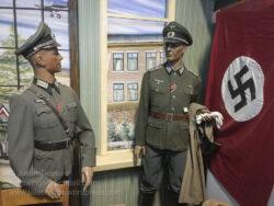 German army officer uniforms worn during the occupation of Holland. Photo: Julian Tennant Arnhem Oorlogsmuseum 40-45. Arnhem War Museum 40-45.