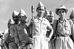 Group portrait of Cao Đài soldiers at Tây Ninh in 1950. Photo: Harrison Forman