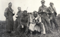 Fred Casey's 1 SAS patrol having a brew somewhere in the Western Desert, 1942. WW2 SAS Fred Casey 'L' Detachment Special Air Service