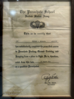 Vincent J Speranza's Parachute qualification certificate issued 26 August 1944. 101st Airborne Museum - souvenirs of Vincent J Speranza
