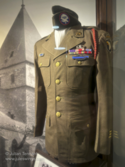 Uniform of Vincent J Speranza, H Co, 3rd Bn, 501st PIR. 101st Airborne Museum - souvenirs of Vincent J Speranza