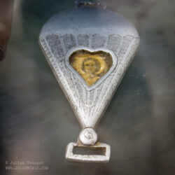 Italian paratrooper's sweetheart locket / trench art made from aluminium and perspex.
