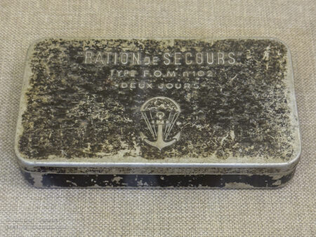 French 'Ration de secours' Type 102 emergency ration tin. Photo: Julian Tennant Dien Bien Phu Victory Museum